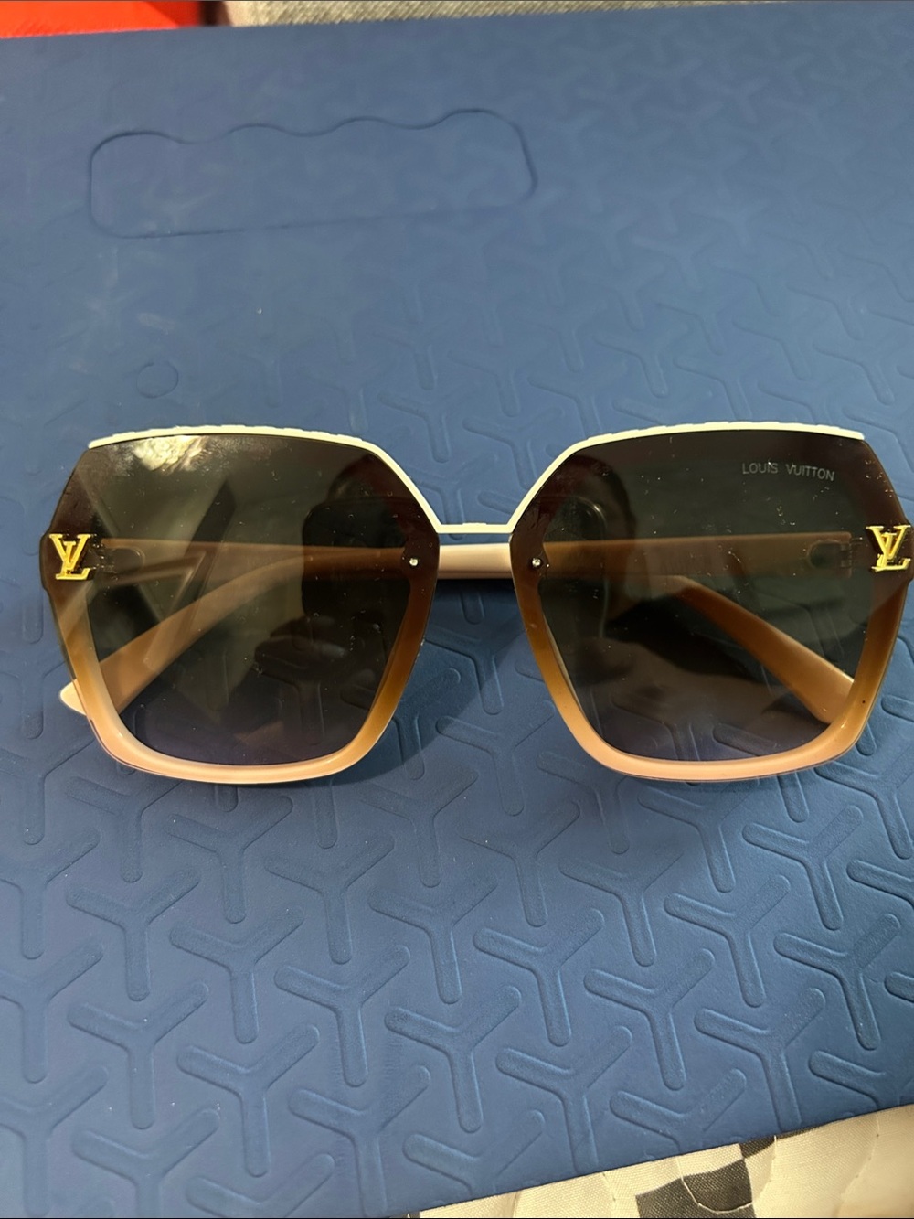 Louis Vuitton Women’s Brown Gradient Sunglasses with Gold LV Accents